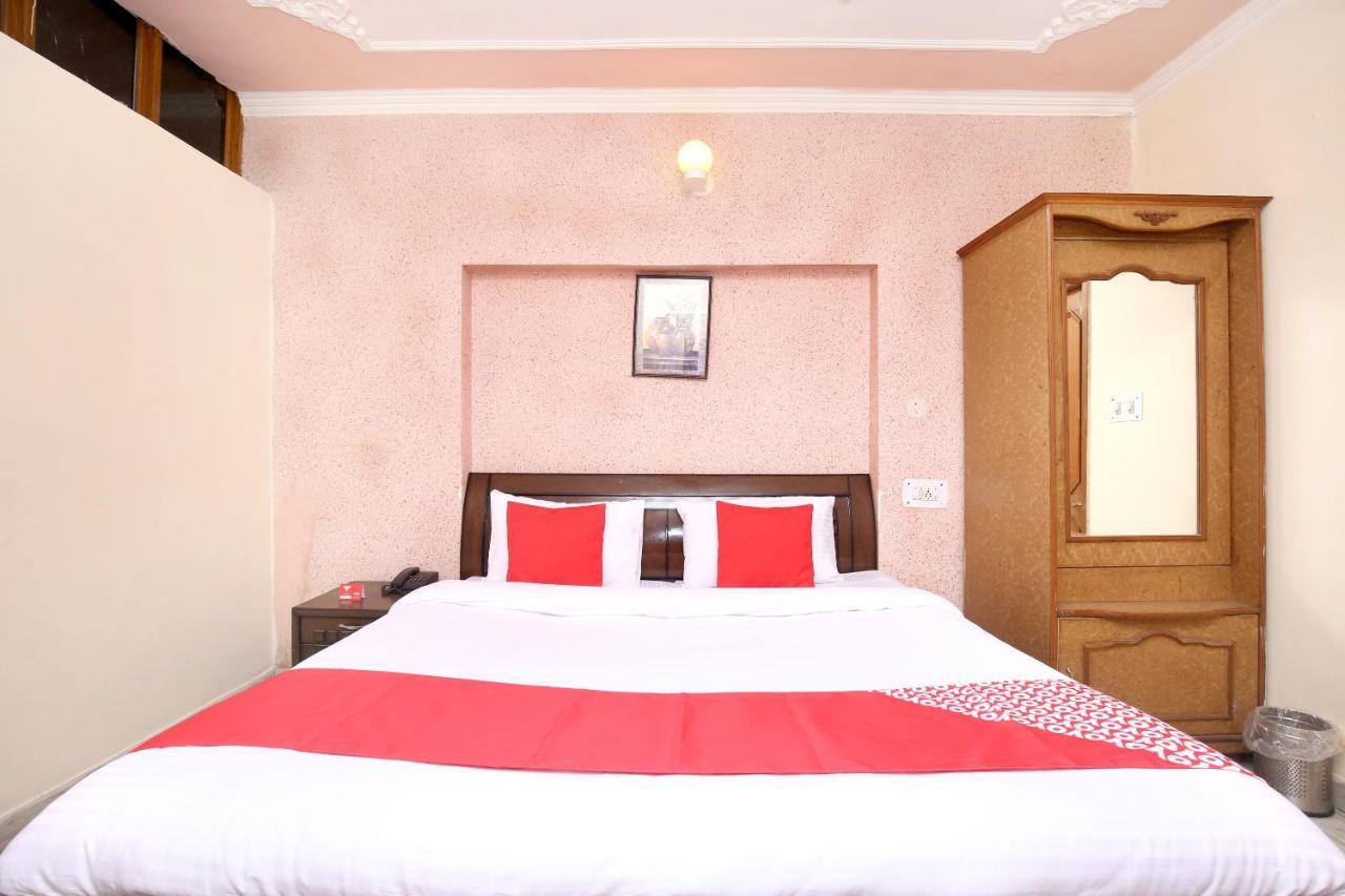 Hotel Amar Chandigarh Exterior photo